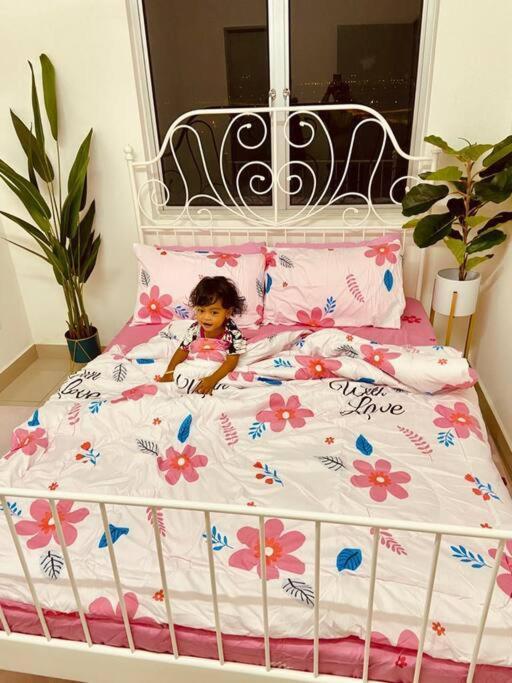 Bandar Puncak AlamSentrovue B Pink Houseアパートメント エクステリア 写真